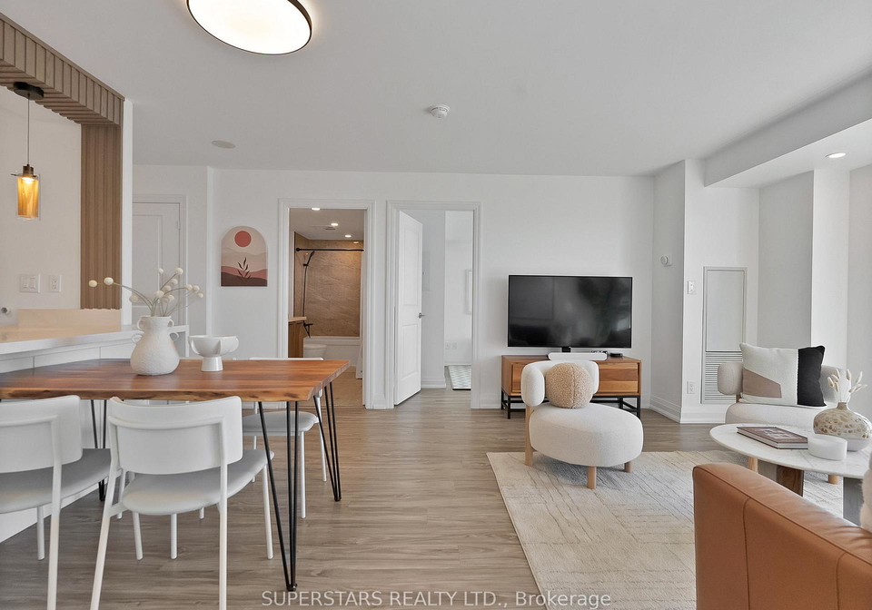 2015-sheppard-avenue-e-north-york-ontario-c12442654