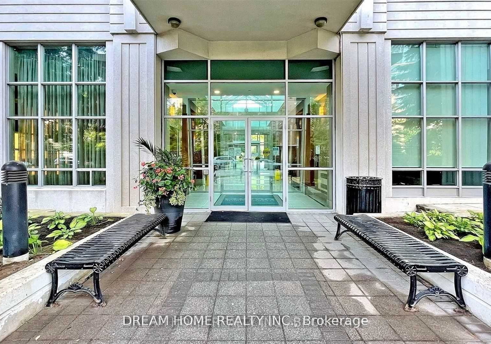 31-bales-avenue-north-york-ontario-c12442867