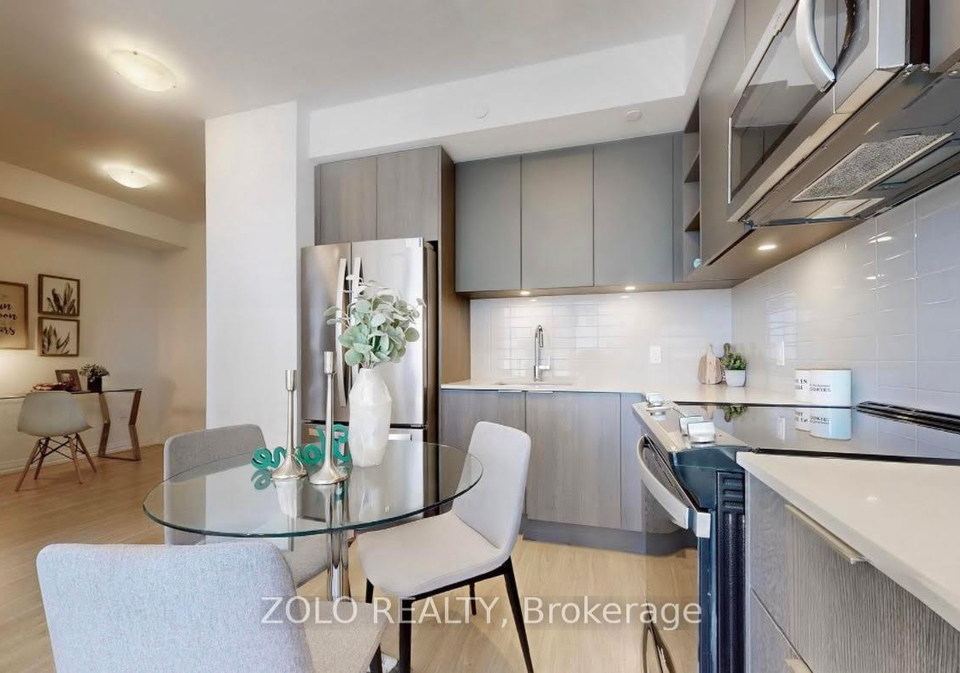 25-holly-street-toronto-ontario-c12443003