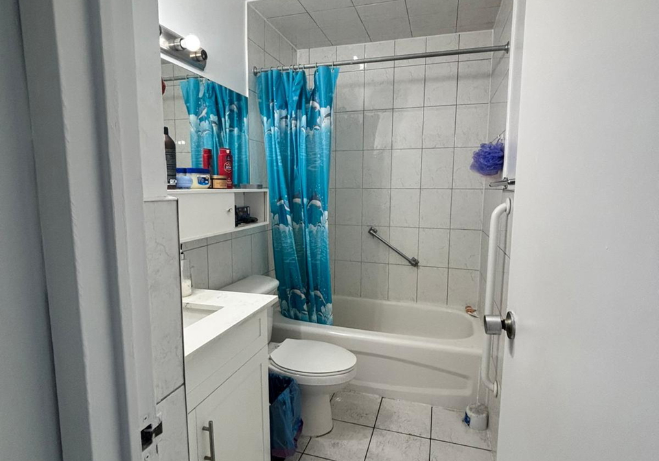 715-don-mills-road-east-york-ontario-c12443089