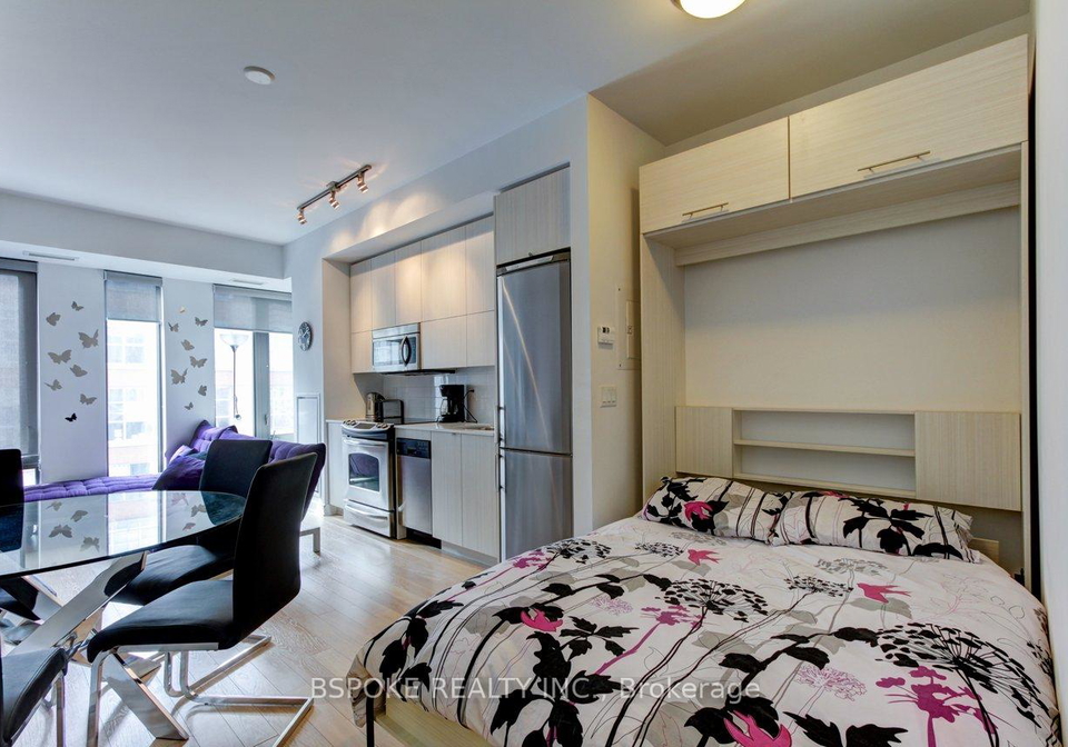 32-camden-street-toronto-ontario-c12443150