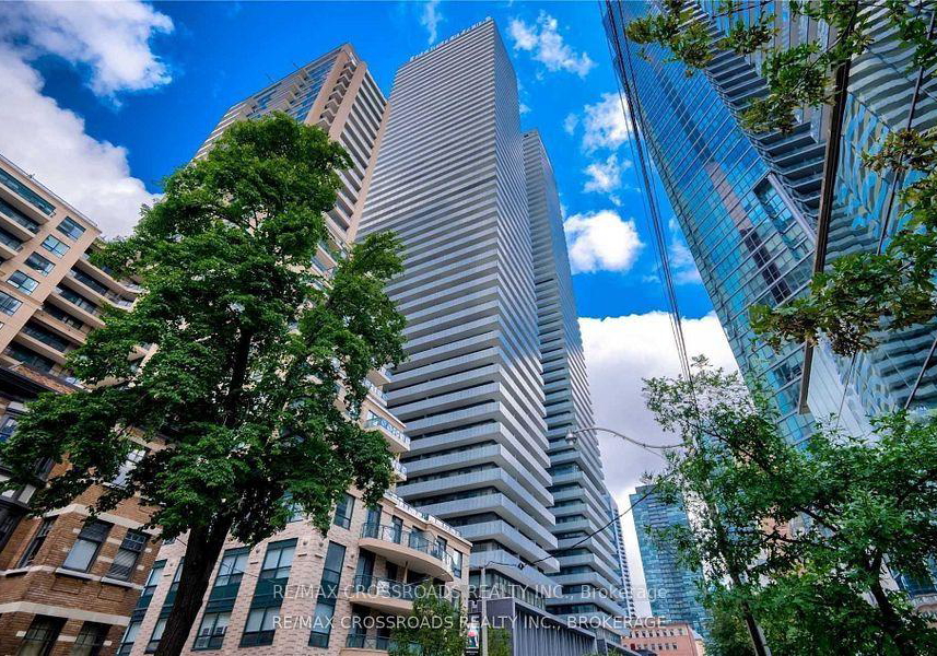 42-charles-street-e-toronto-ontario-c12443181