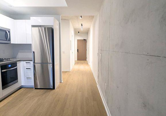 195-mccaul-street-toronto-ontario-c12443212