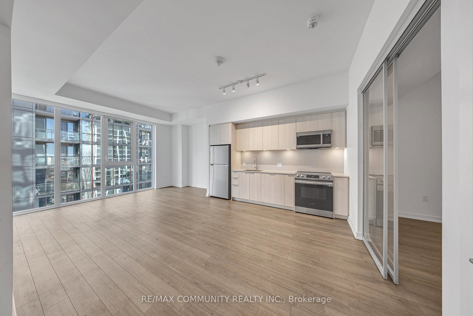 357-king-street-w-toronto-ontario-c12443253