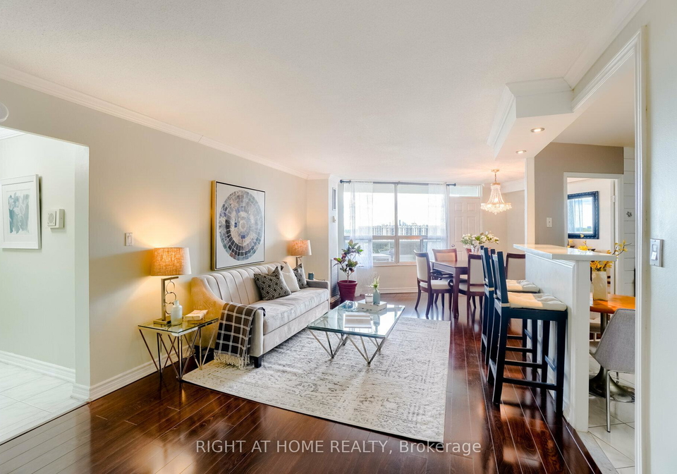 5-shady-golfway-east-york-ontario-c12443283