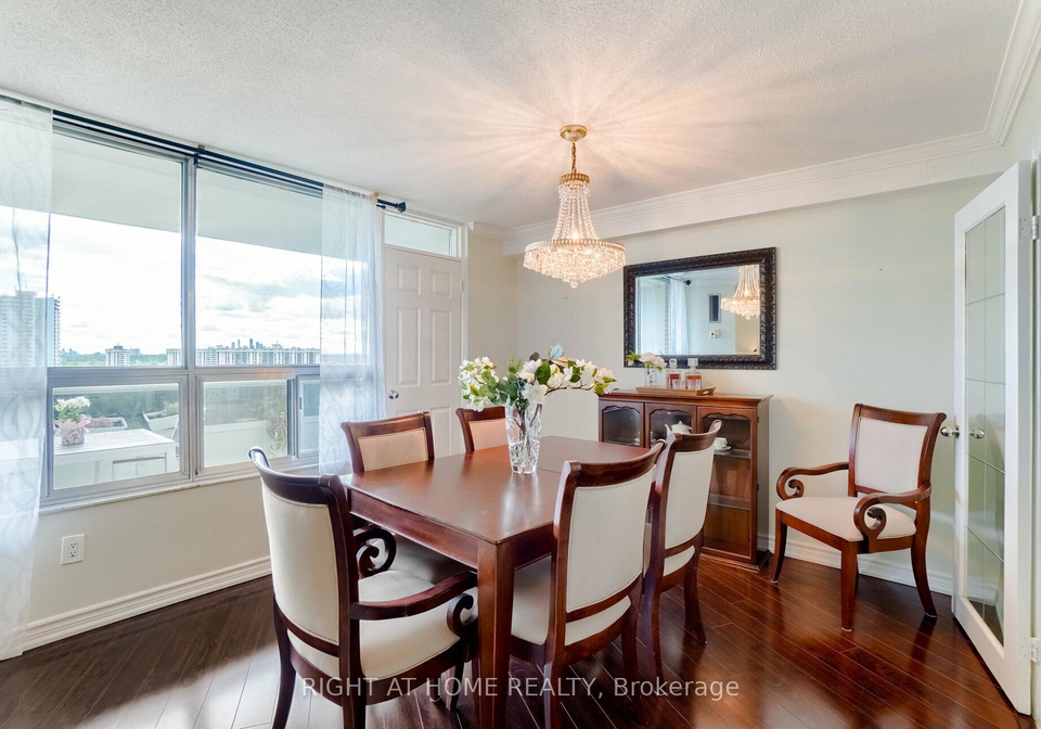 5-shady-golfway-east-york-ontario-c12443283