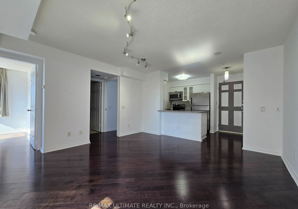 155-beecroft-road-toronto-ontario-c12443389