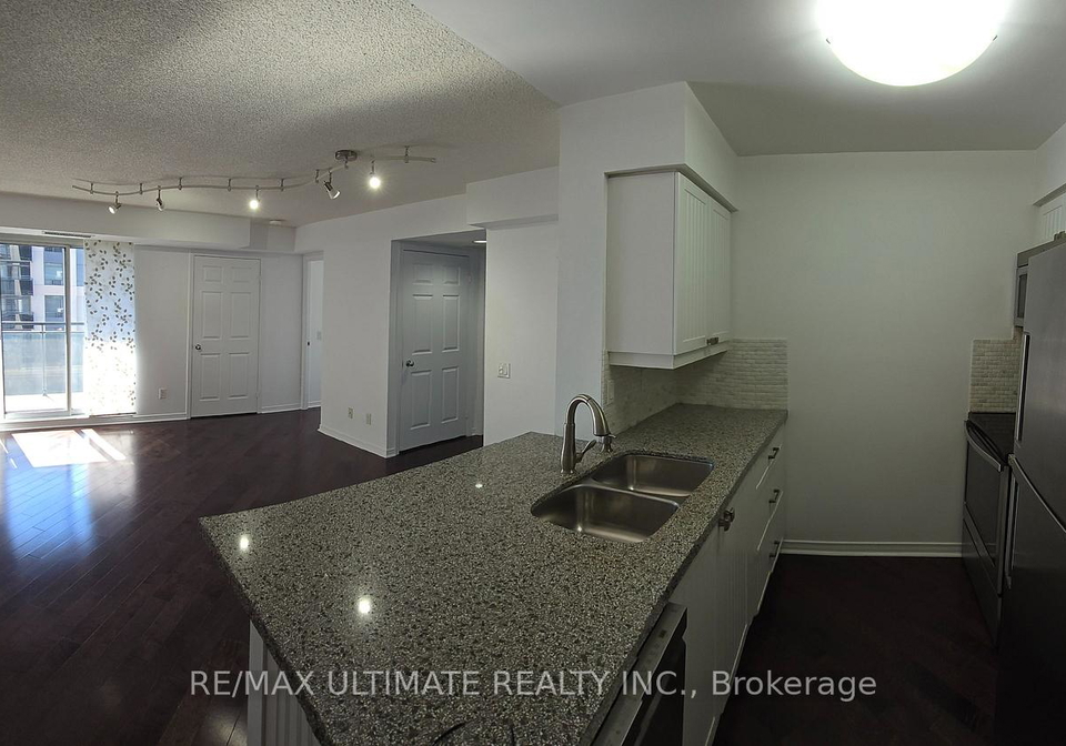 155-beecroft-road-toronto-ontario-c12443389
