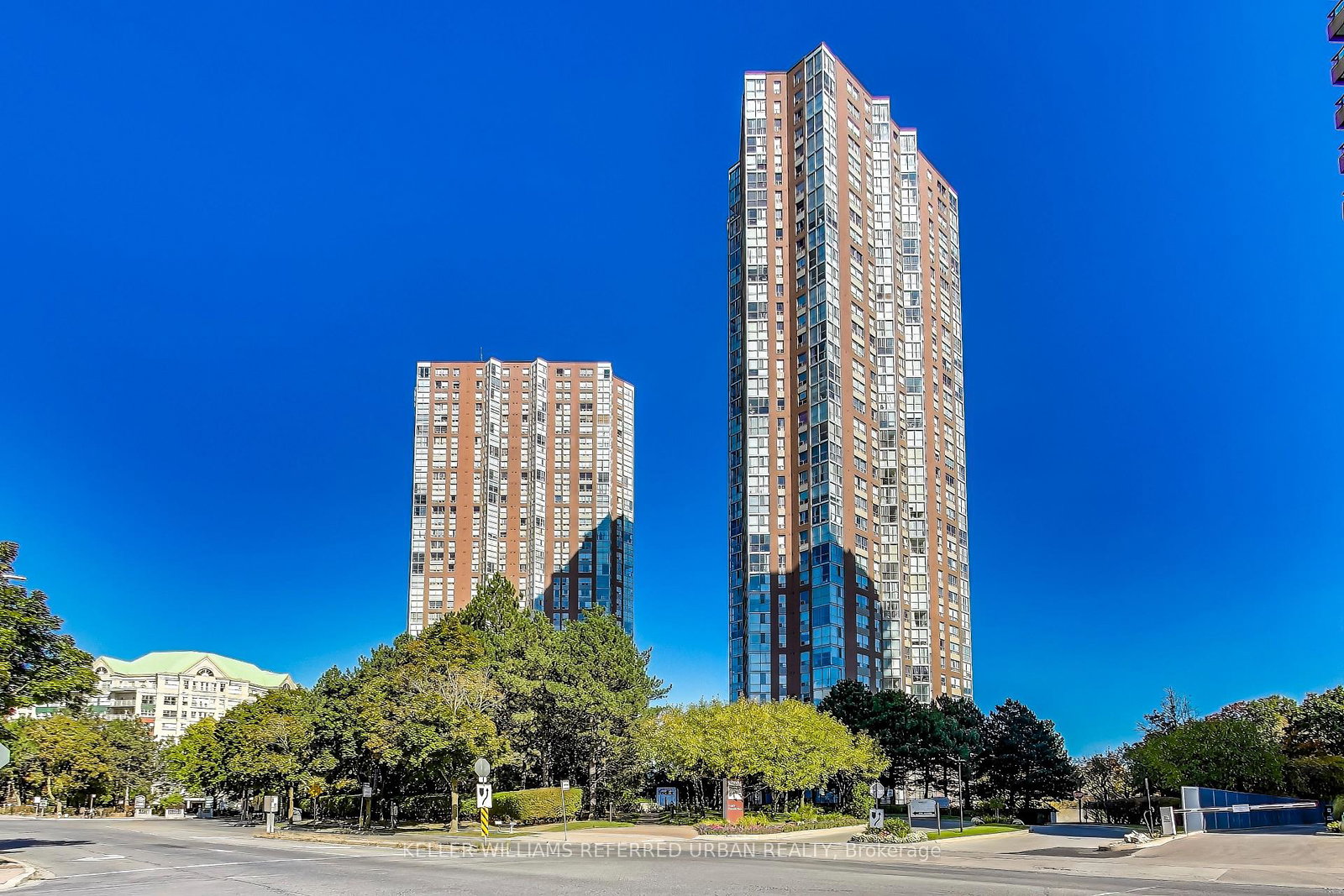 5-concorde-place-north-york-ontario-c12443398