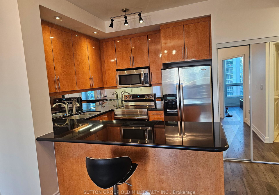 628-fleet-street-toronto-ontario-c12443488