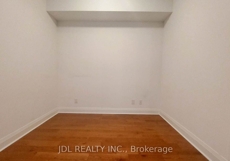 1080-bay-street-toronto-ontario-c12443879