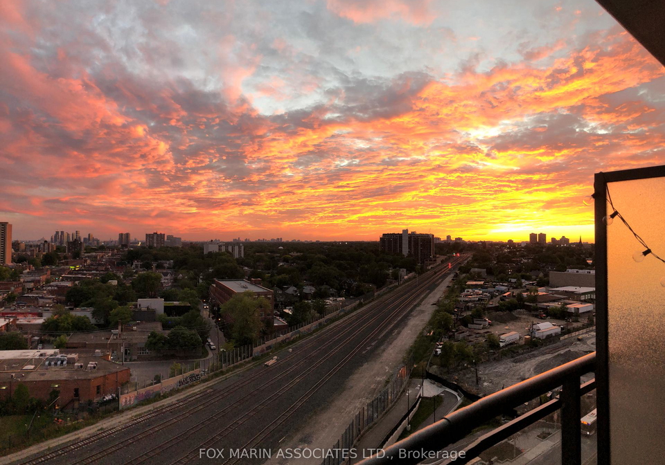 20-minowan-miikan-lane-toronto-ontario-c12443891