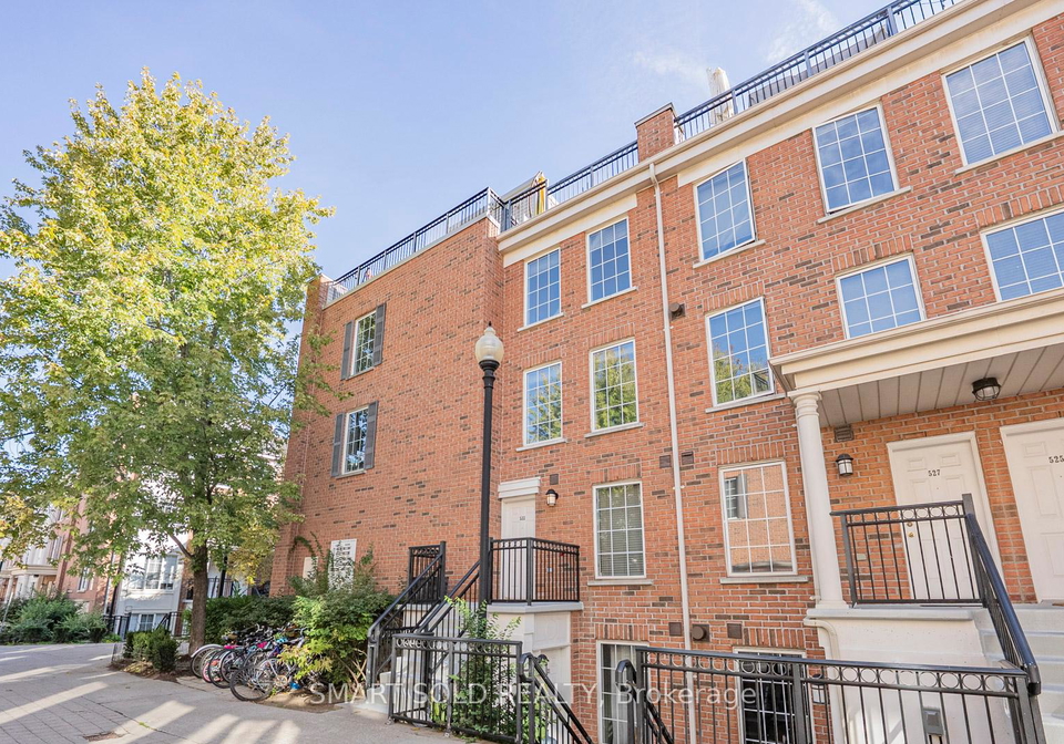 3-everson-drive-north-york-ontario-c12444377