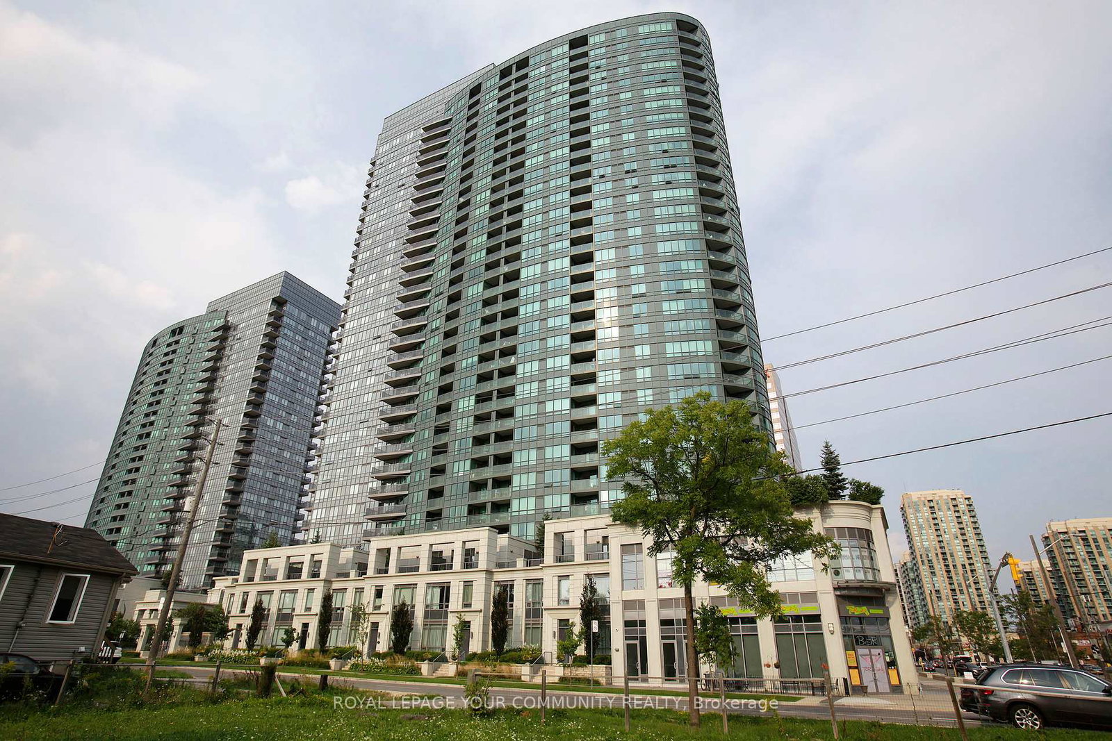 25-greenview-avenue-toronto-ontario-c12444449