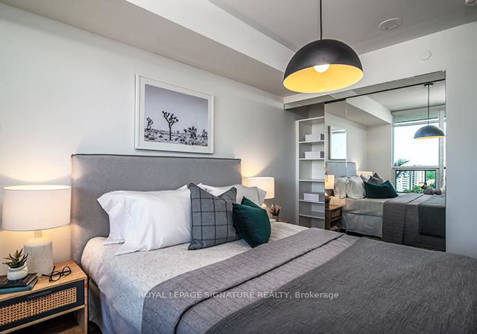 18-erskine-avenue-toronto-ontario-c12444539
