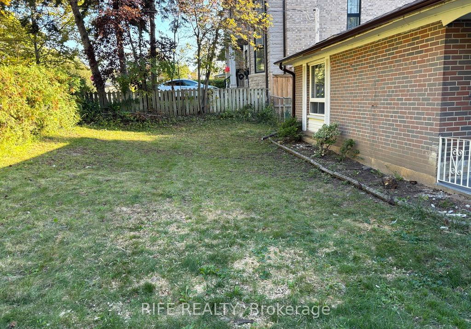 164-shaughnessy-boulevard-north-york-ontario-c12444746
