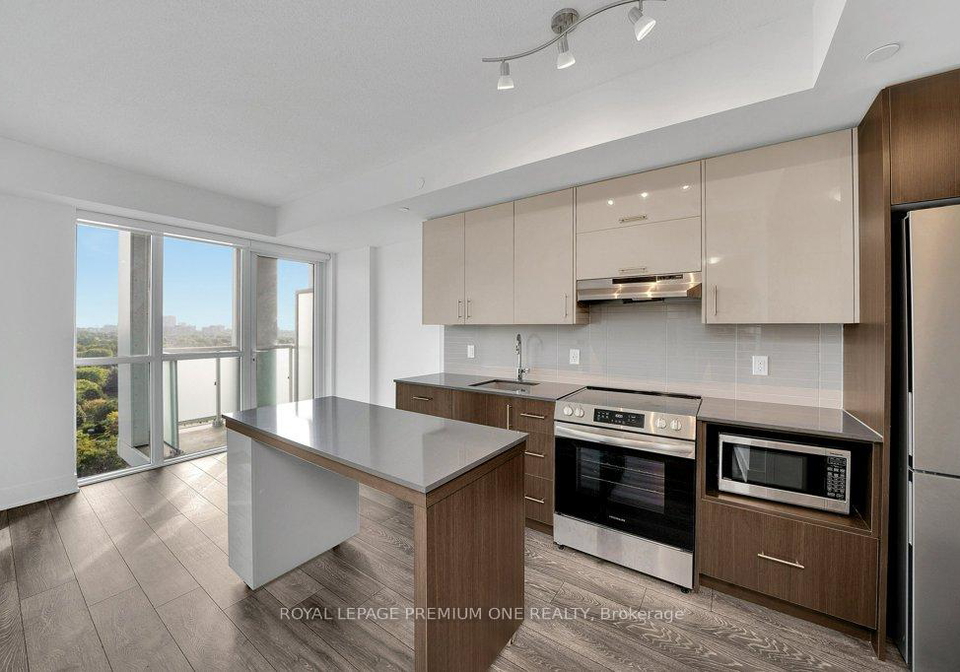 188-fairview-mall-drive-north-york-ontario-c12444906