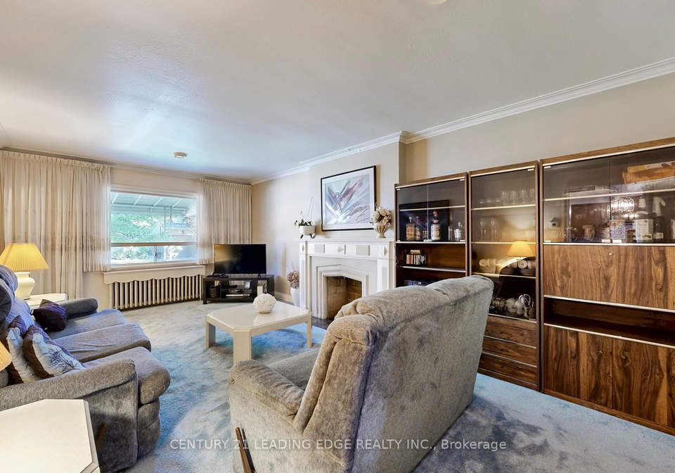 325-waterloo-avenue-toronto-ontario-c12444933