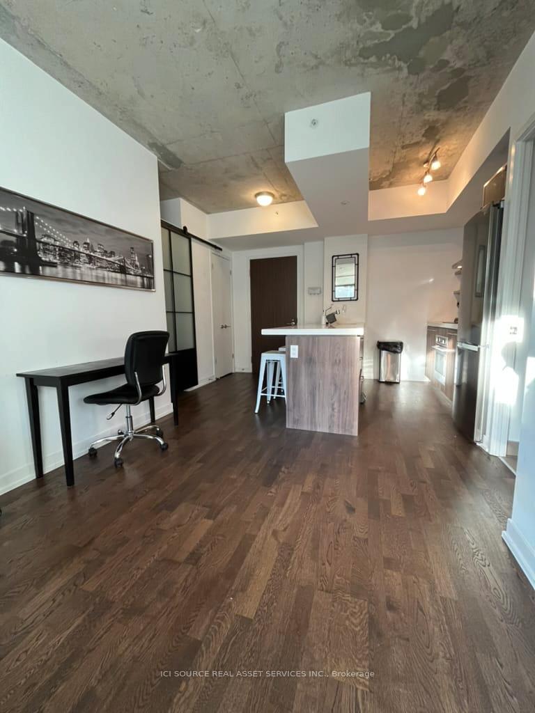 461-adelaide-street-w-toronto-ontario-c12444940