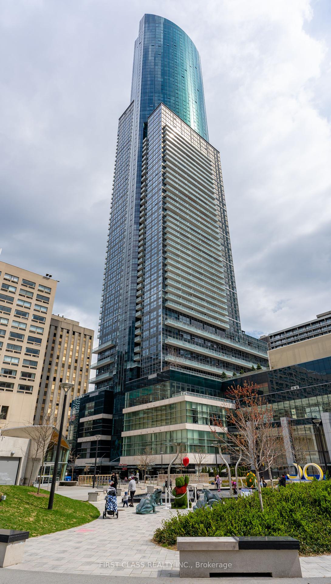 386-yonge-street-toronto-ontario-c12444999