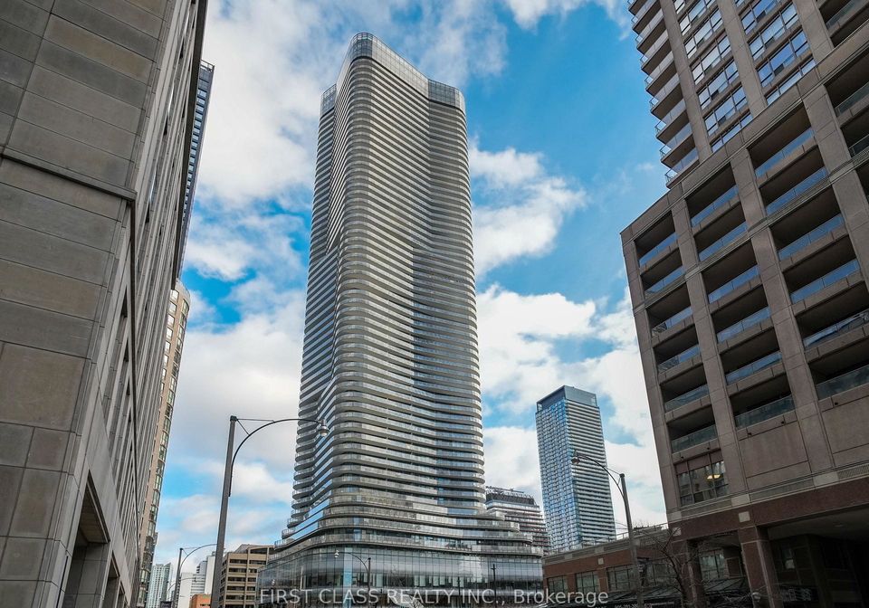 11-wellesley-street-w-toronto-ontario-c12445086