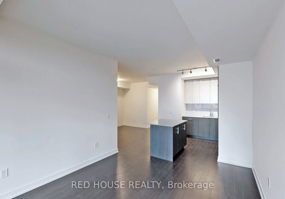 330-richmond-street-w-toronto-ontario-c12445327