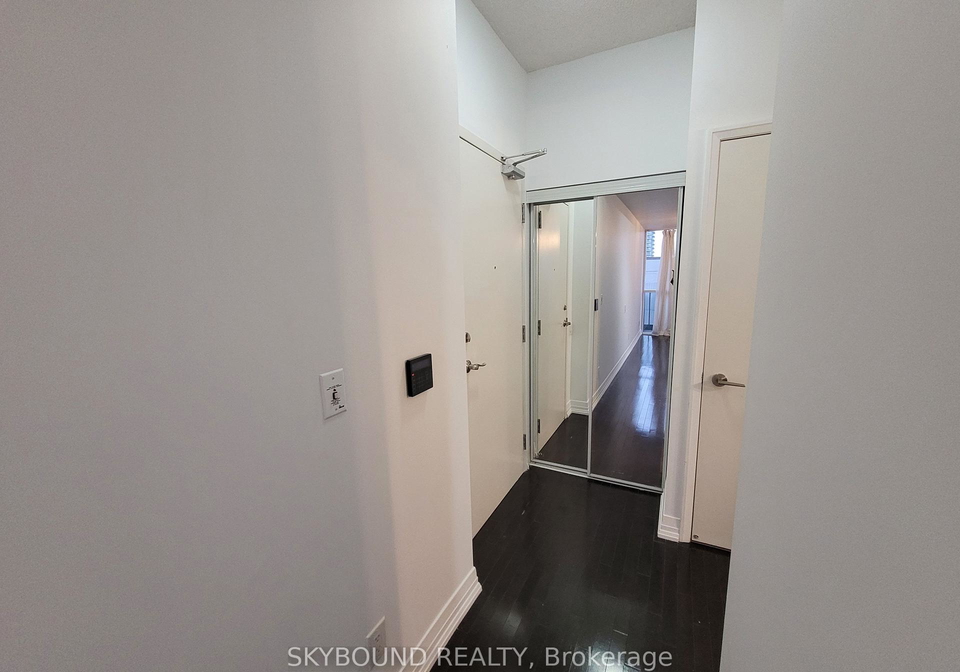 25-carlton-street-toronto-ontario-c12445572