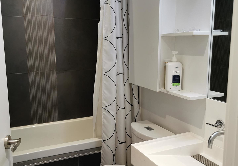 5-st-joseph-street-toronto-ontario-c12445582