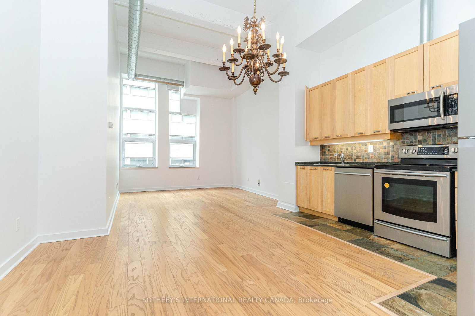 135-dalhousie-street-toronto-ontario-c12445967
