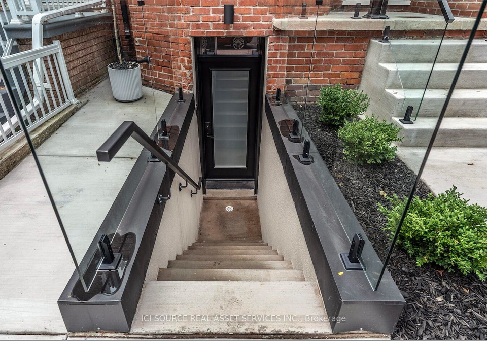328-shaw-street-toronto-ontario-c12446146