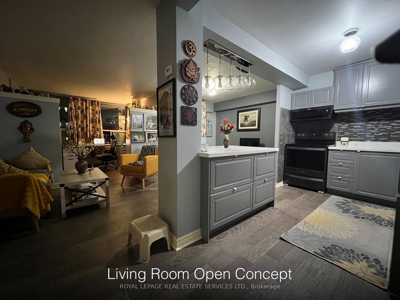 60-pavane-linkway-east-york-ontario-c12446494