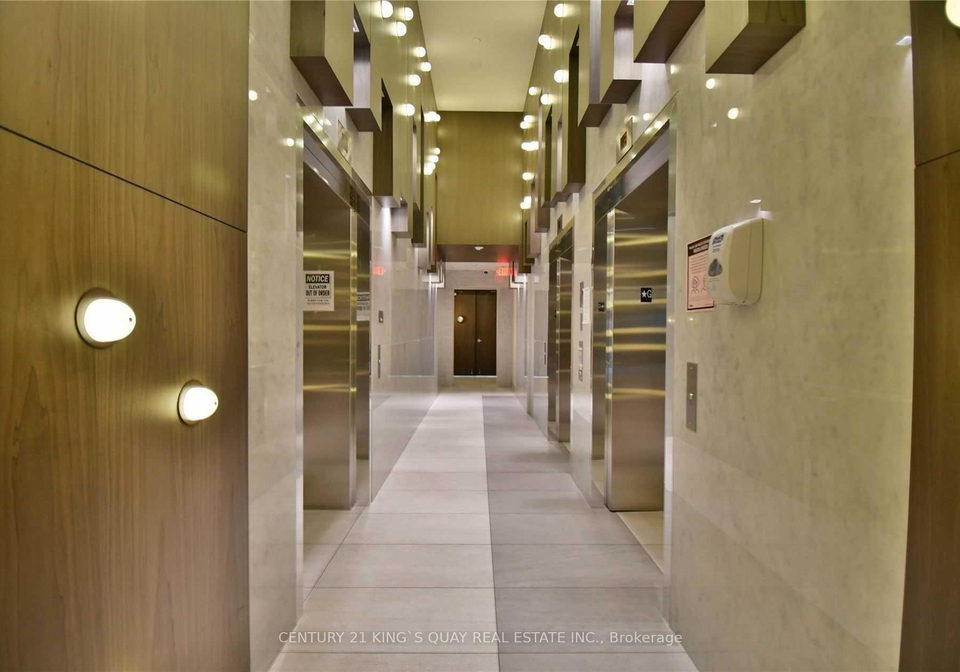 68-canterbury-place-toronto-ontario-c12446545