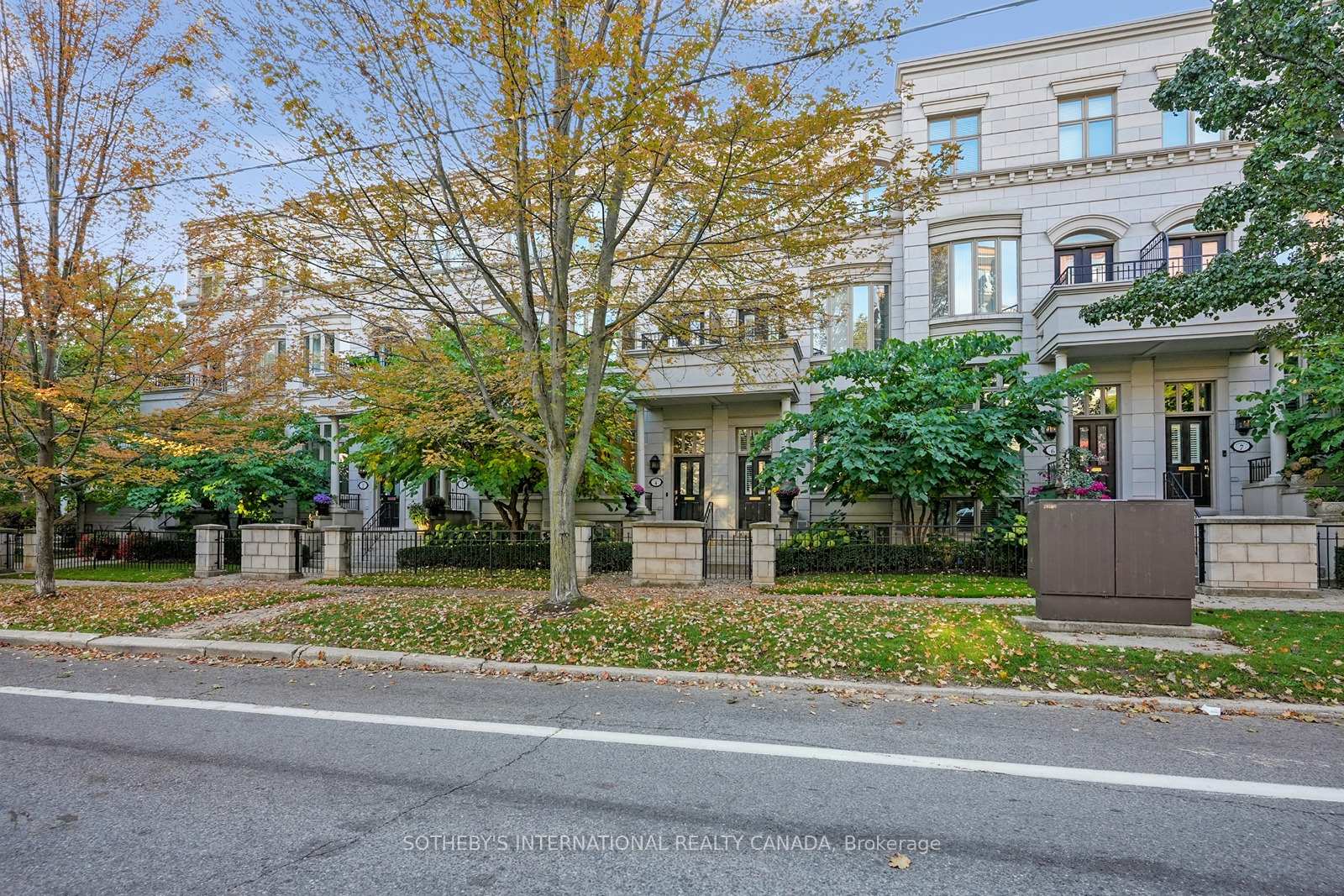 260-russel-hill-road-toronto-ontario-c12446584