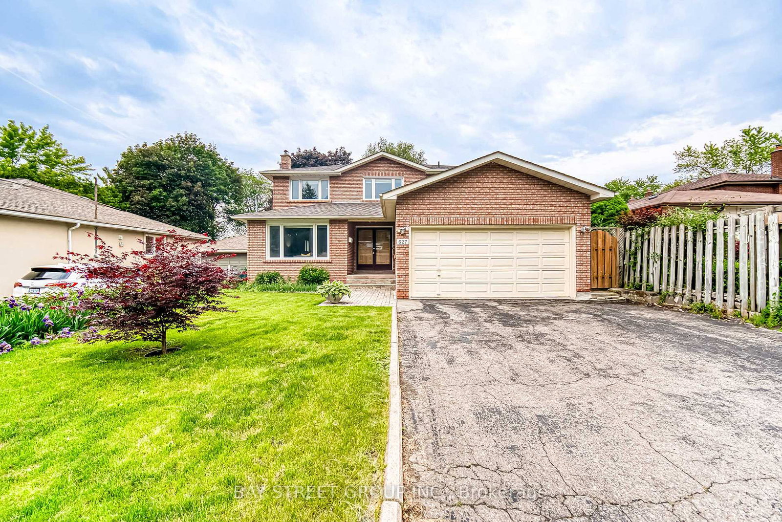 627-conacher-drive-north-york-ontario-c12446731