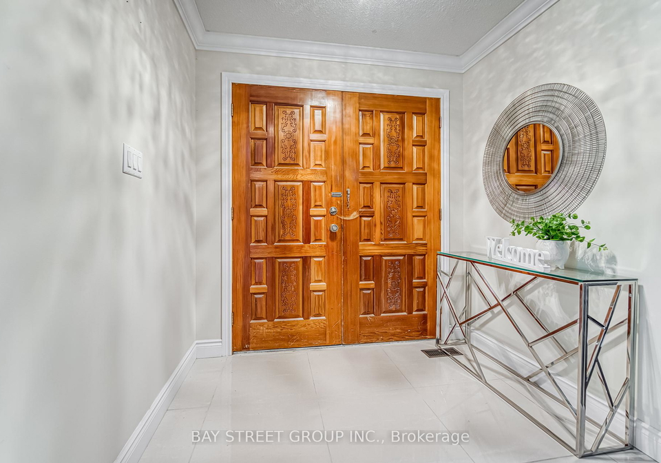 627-conacher-drive-north-york-ontario-c12446731
