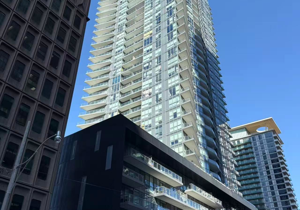 30-roehampton-avenue-toronto-ontario-c12446761