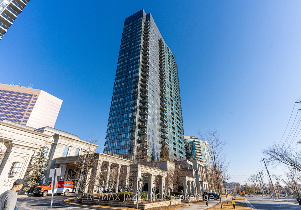 15-greenview-avenue-toronto-ontario-c12446815