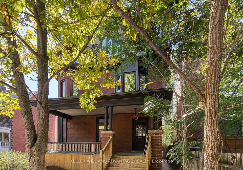 42-delaware-avenue-s-toronto-ontario-c12446879