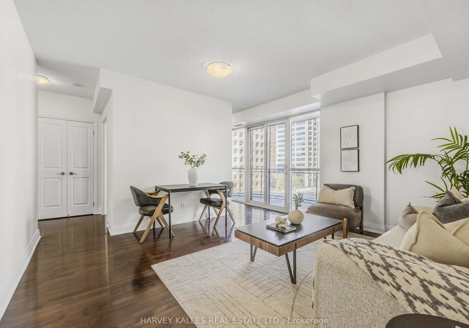 1430-yonge-street-toronto-ontario-c12446888