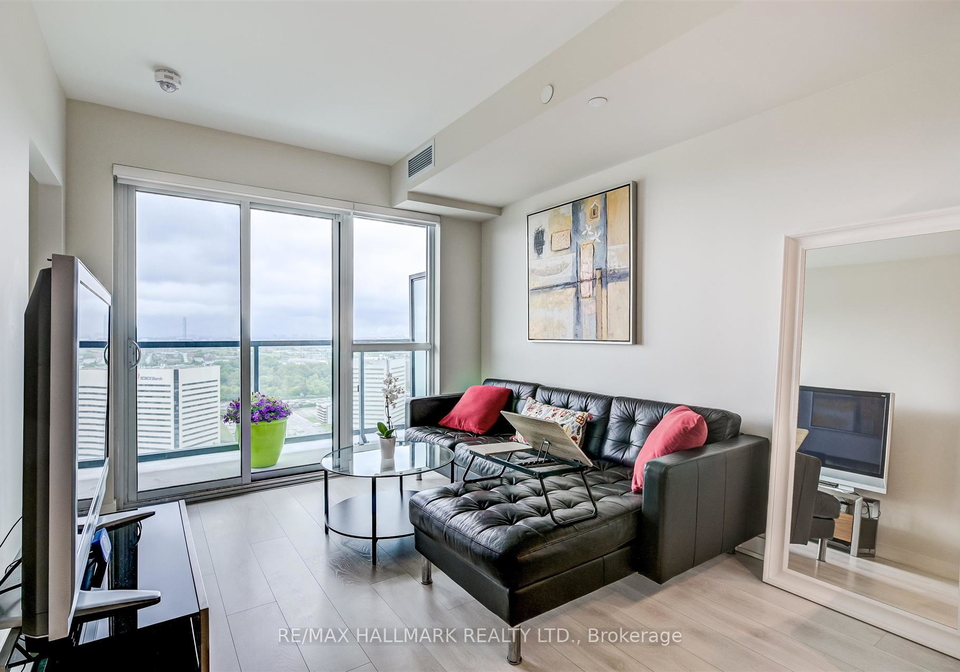 6-sonic-way-east-york-ontario-c12447220