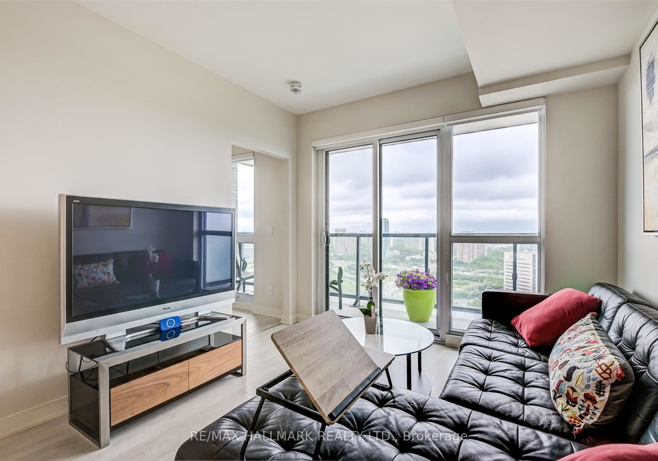 6-sonic-way-east-york-ontario-c12447220