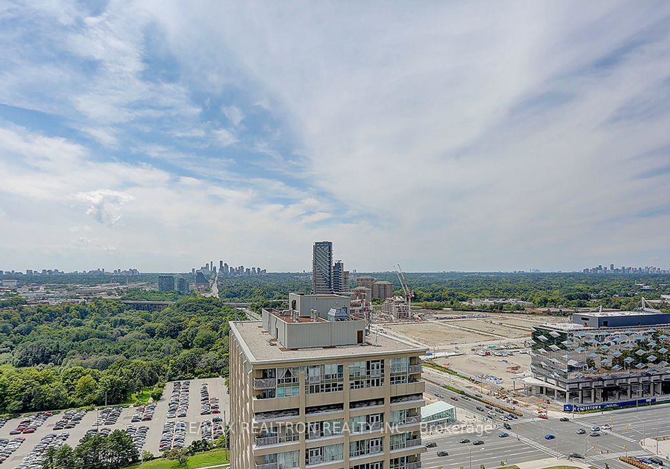 2-sonic-way-east-york-ontario-c12447260
