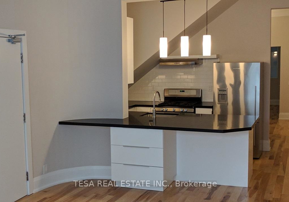 648-bathurst-street-toronto-ontario-c12447275