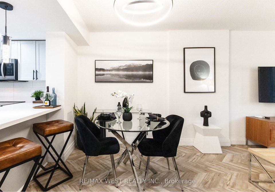 330-adelaide-street-e-toronto-ontario-c12447638