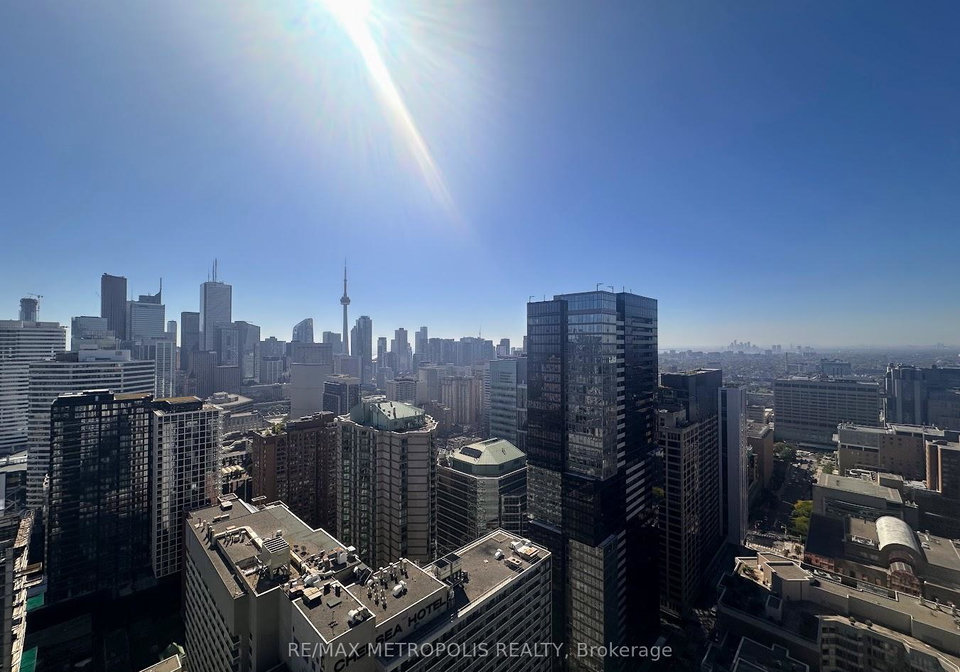 386-yonge-street-toronto-ontario-c12447757