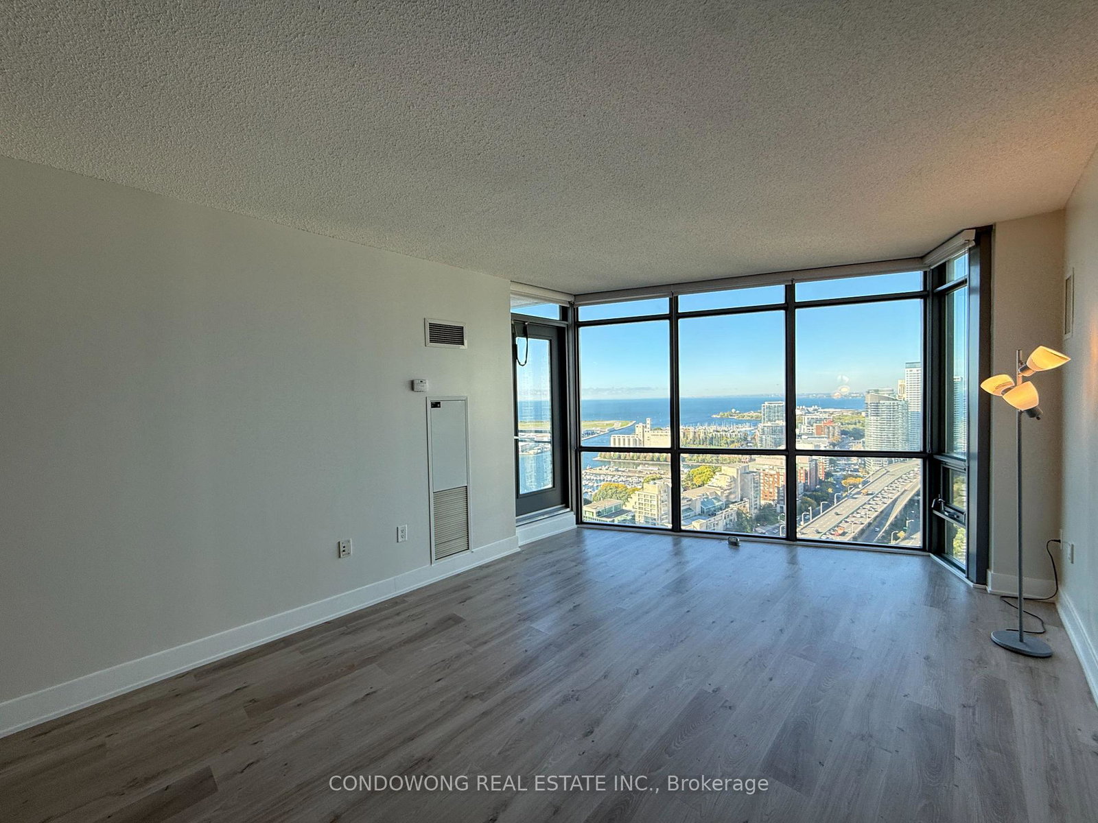 5-mariner-terrace-toronto-ontario-c12447835