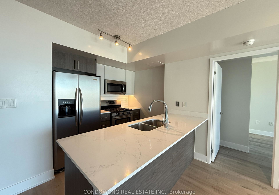 5-mariner-terrace-toronto-ontario-c12447835