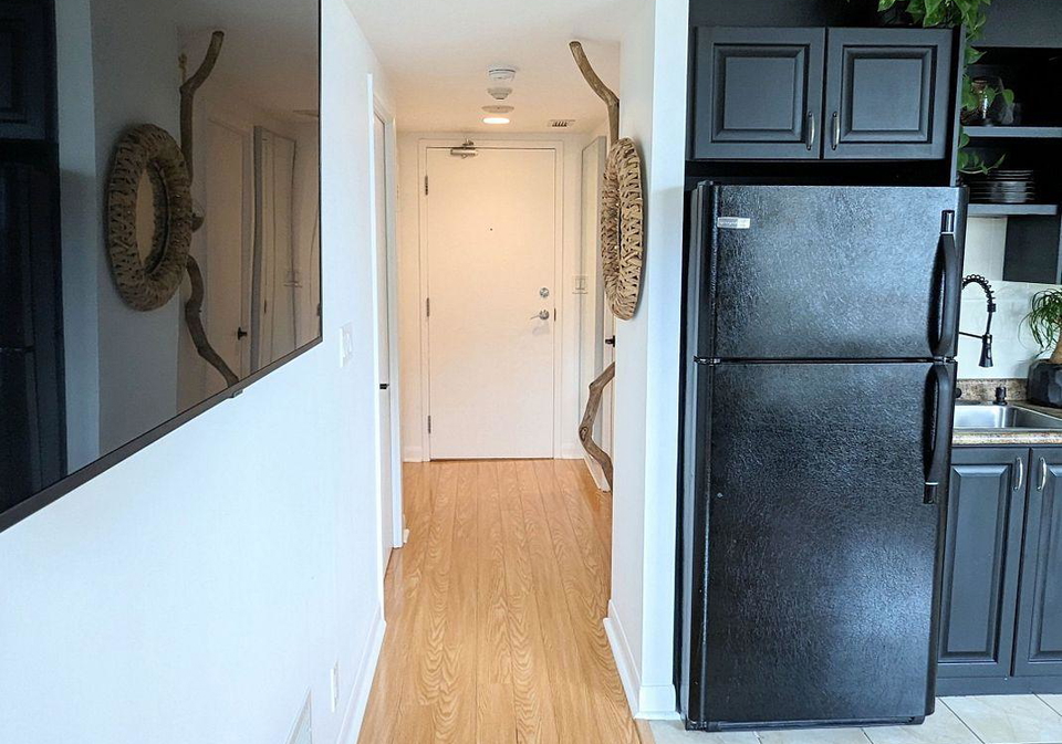 600-fleet-street-toronto-ontario-c12447847