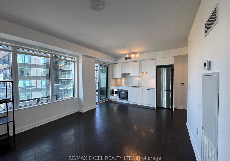 99-broadway-avenue-toronto-ontario-c12447936