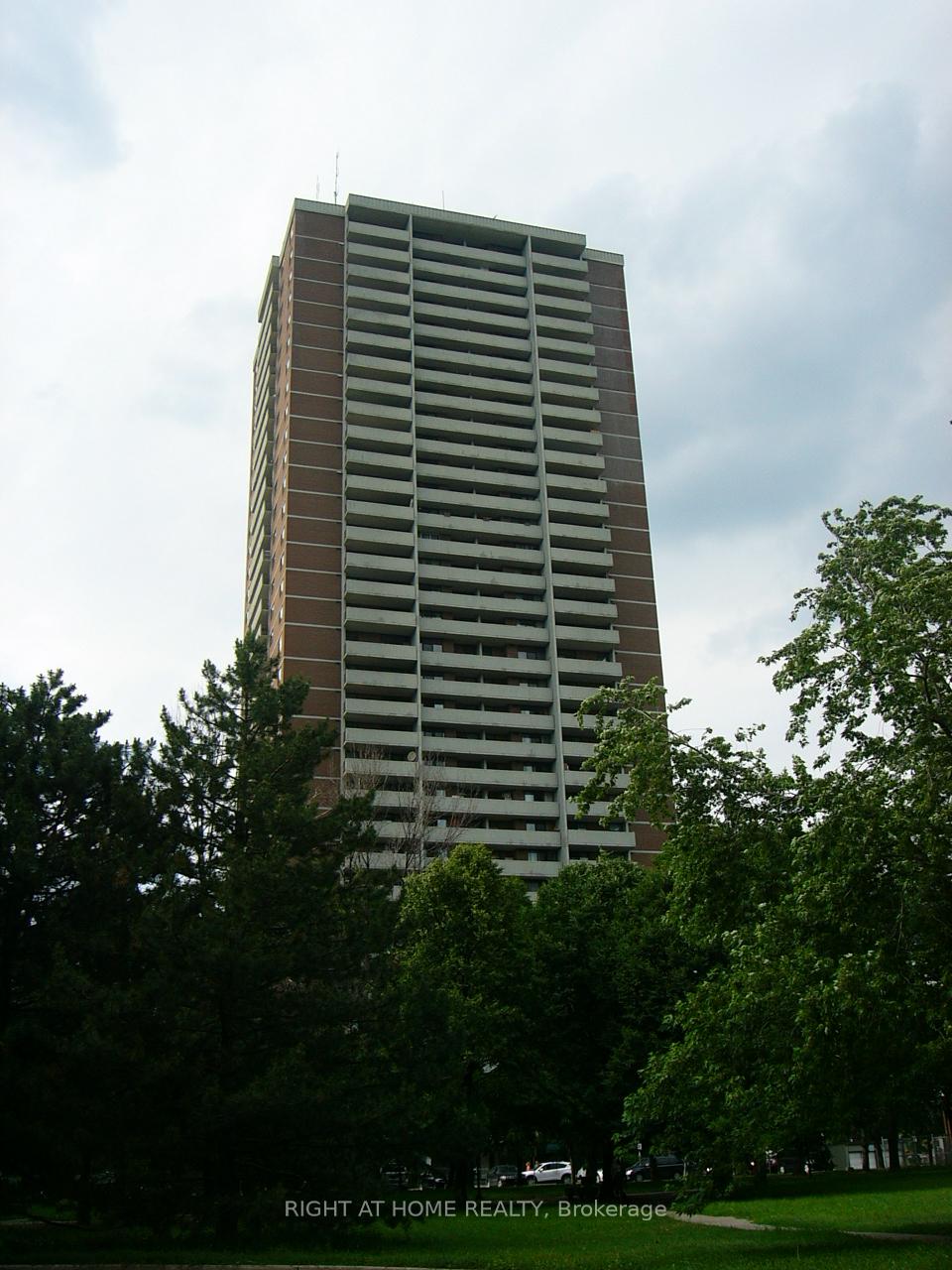 10-tangreen-court-toronto-ontario-c12448016